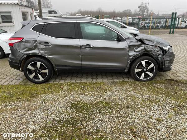 Nissan Qashqai 1.6 DCi N-Connecta Xtronic EU6 - 8