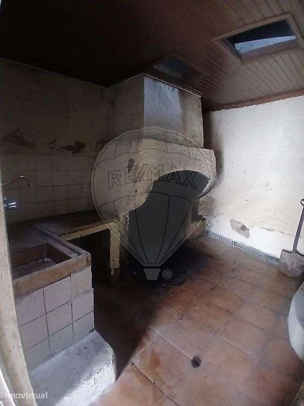 Moradia T2 para venda-13