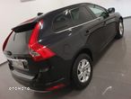 Volvo XC 60 D3 Drive-E R-Design Kinetic - 5