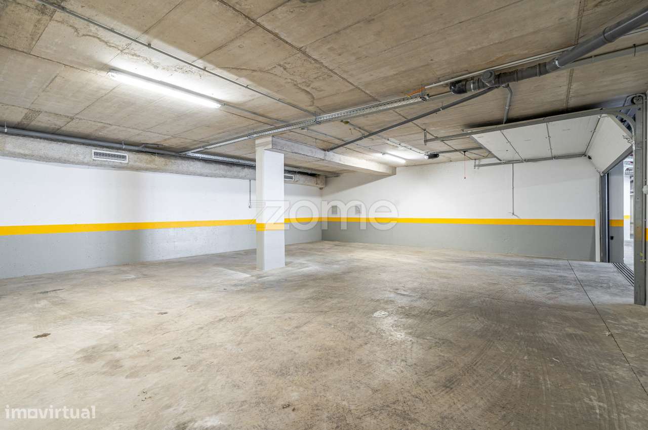 Apartamento T3 Penthouse com Vista Mar e Cidade no Caniço-47