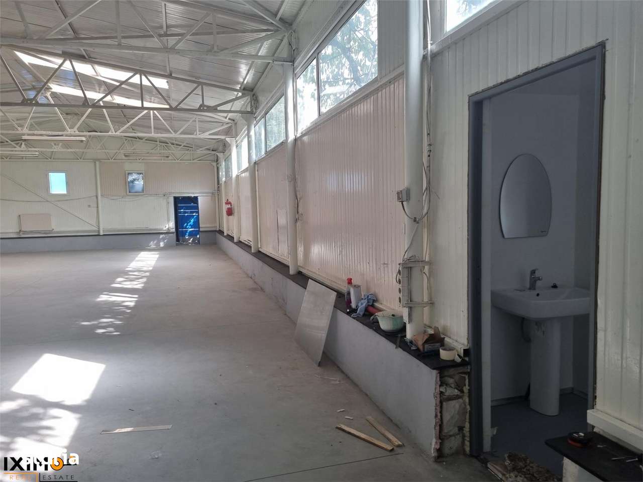 Cladire REzERvAT Semicentral 17 kwa-6