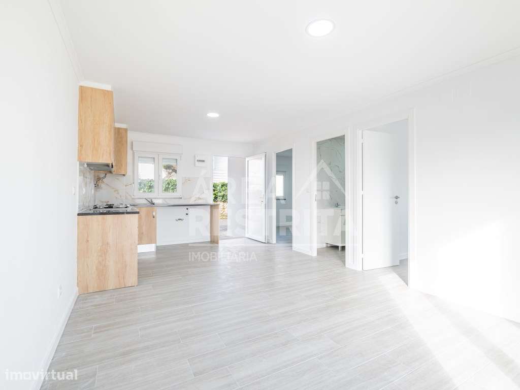 Moradia pré-fabricada nova T2 no Parque Verde em Fernão Ferro - Grande imagem: 5/25