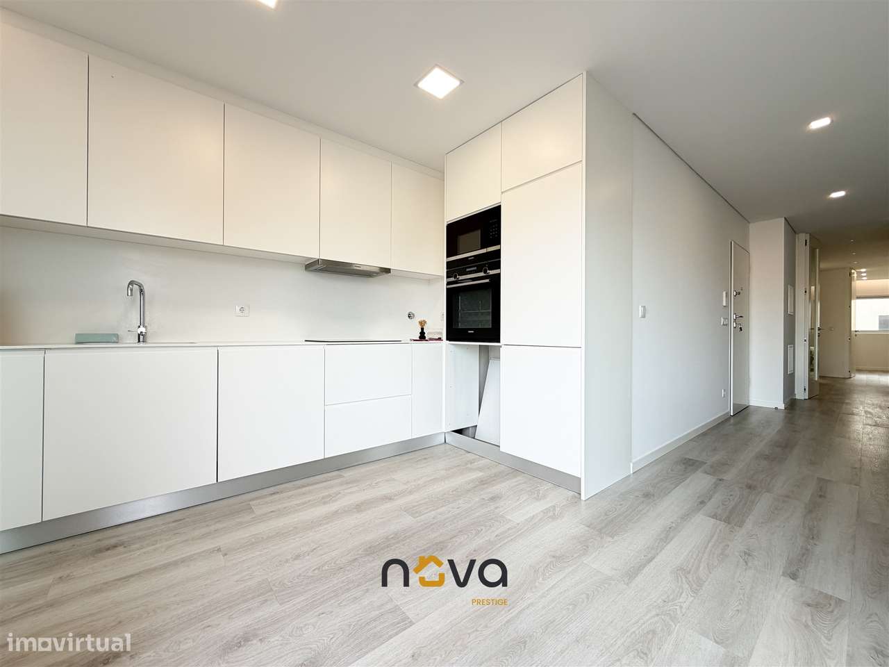 Apartamento T2 situado na 2ª linha de mar em Vila do Conde-21