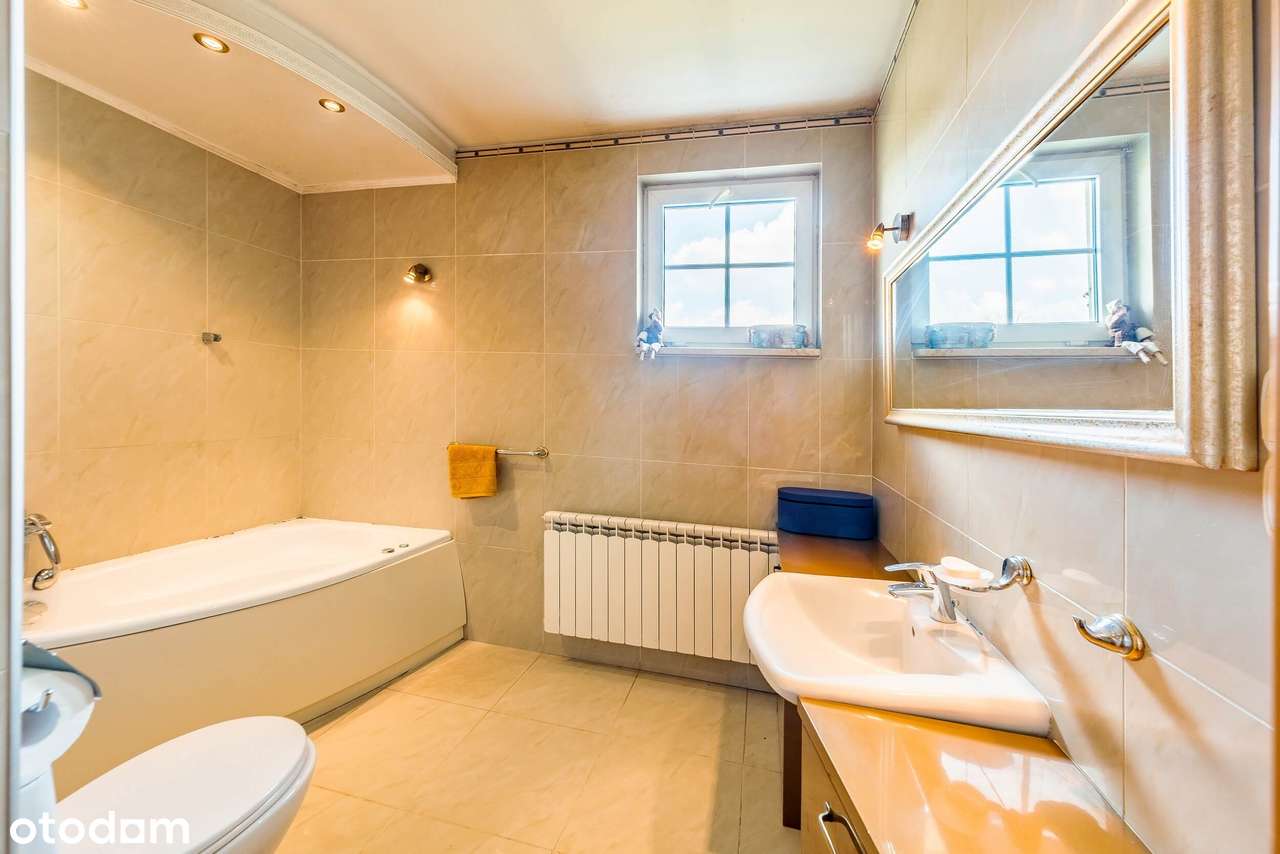 Dom, 224 m², Wólka Kozodawska-8