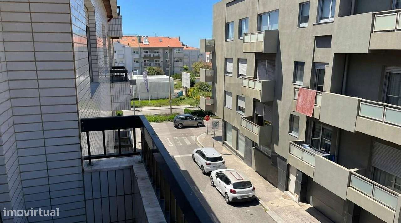 T2 | Centro de Espinho | A 500m da Praia | Lugar de garagem