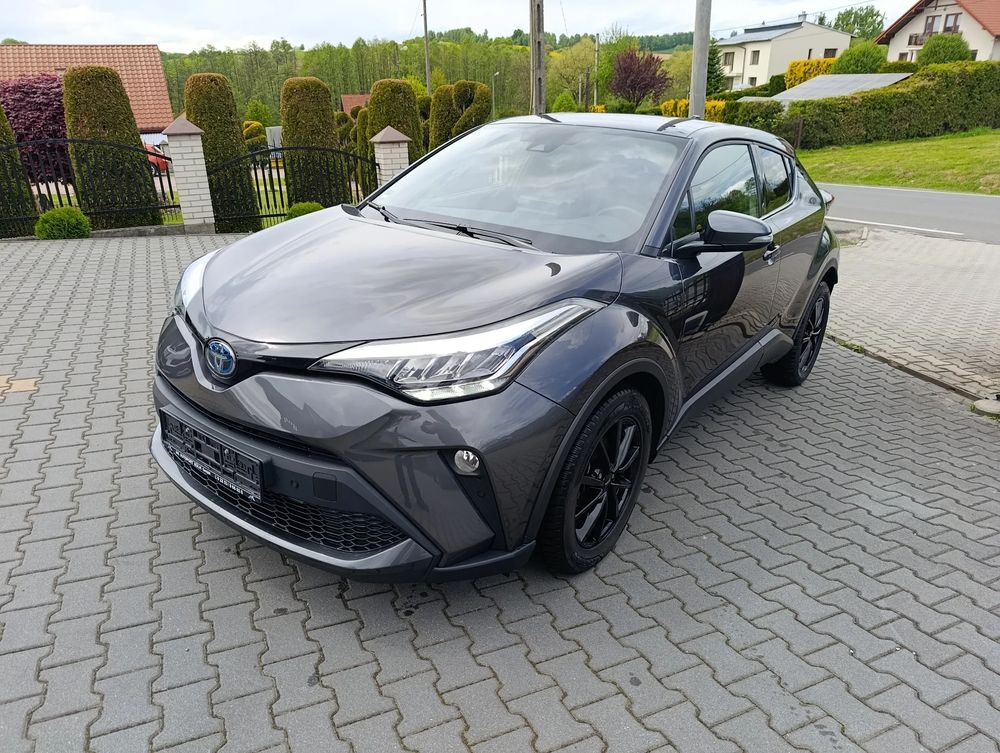 Toyota C-HR 1.8 Hybrid Business Edition 2022