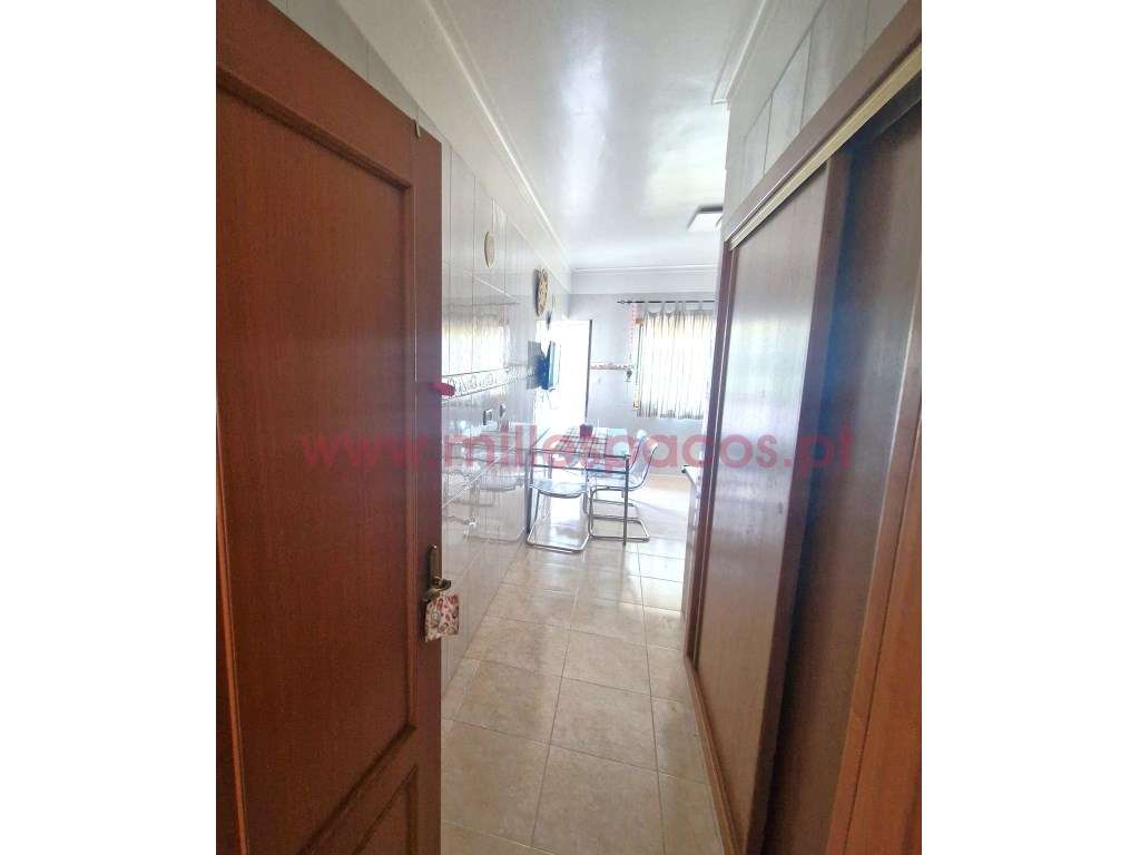 Apartamento T3 usado em Montijo e Afonsoeiro, com garagem e elevado...-5