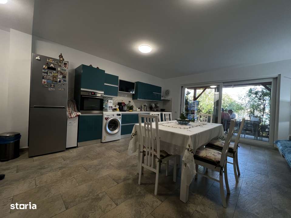 Vila  - Mamaia Sat - pe malul lacului - Imagine principală: 5/11