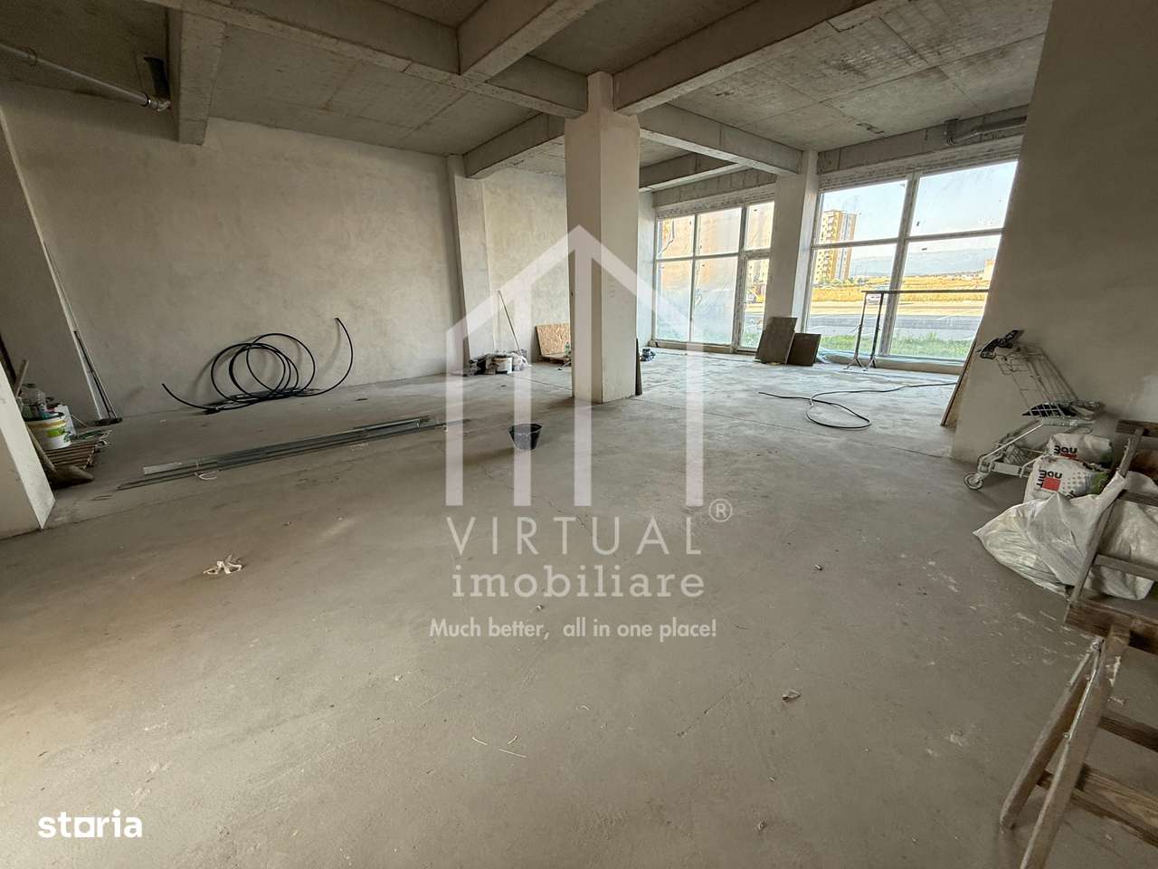 Spatiu comercial - 140 mp, open space - Zona circulata - Imagine principală: 4/4