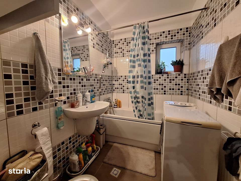 Apartament 3 camere, 53 mp, parcare, gradina, zona Teilor - Imagine principală: 5/6