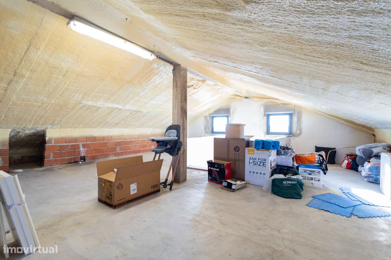 Oportunidade única: Moradia Isolada de Sonho em Famões: Conforto, Mode-33