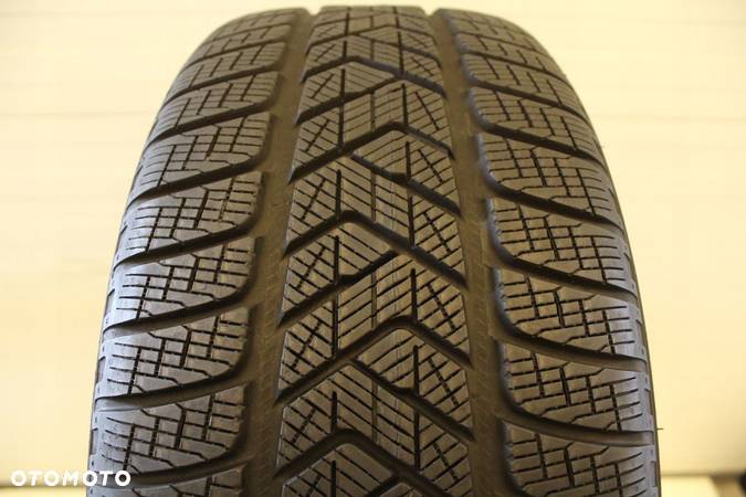 OPONY ZIMOWE PIRELLI SCORPION TM WINTER 275 40 20 106V i 245 45 20 103V - 6