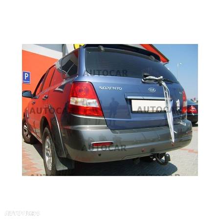 Carlig de remorcare pentru KIA SORENTO - 5usi. (BL) - sistem semidemontabil -cu suruburi - tip 3xxx - din 2002 pana 2006 - 9