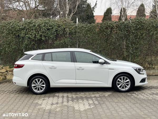 Renault Megane Blue dCi Intens - 16