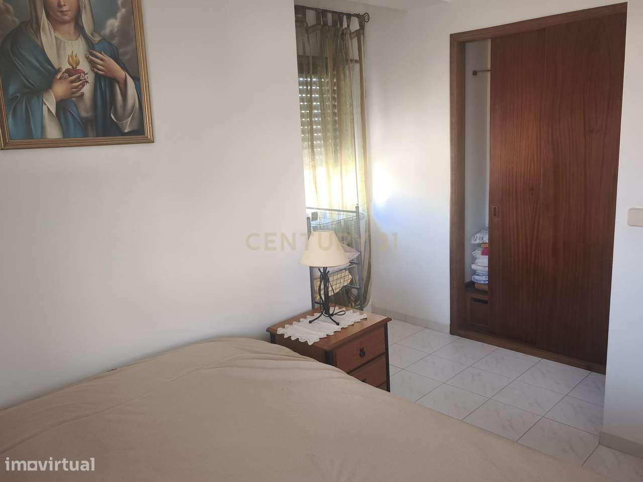 Moradia T3+2 com Terraço, Churrasqueira e Box para 3 Carros – Consolaç-21