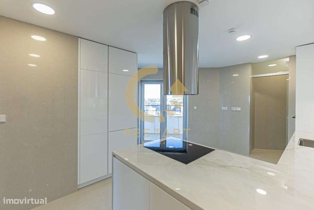 Penthouse T4 de Luxo - Edifício Porto Magnum-18