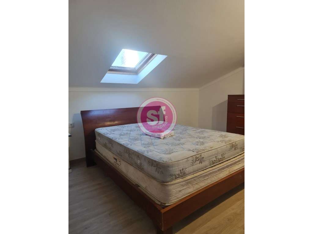 Sótão no centro de Anadia para Venda !-14