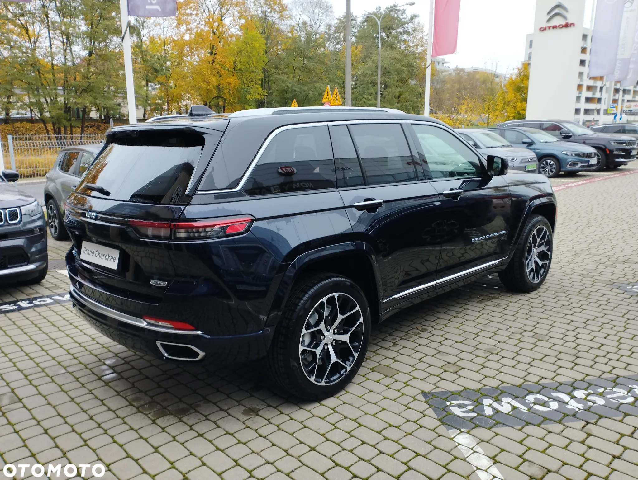 Jeep Grand Cherokee - 3