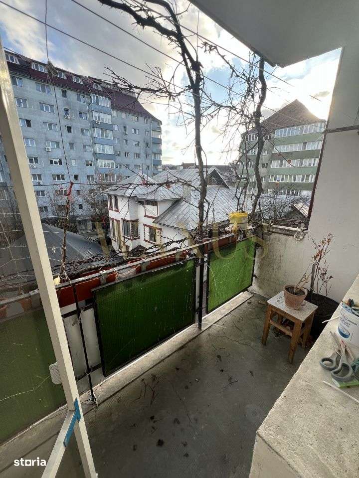 Apartament cu 4 camere zona Lama-9