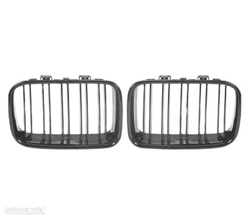 GRELHAS FRONTAIS DUPLAS PARA BMW E36 91-96 PRETO BRILHANTE - 2