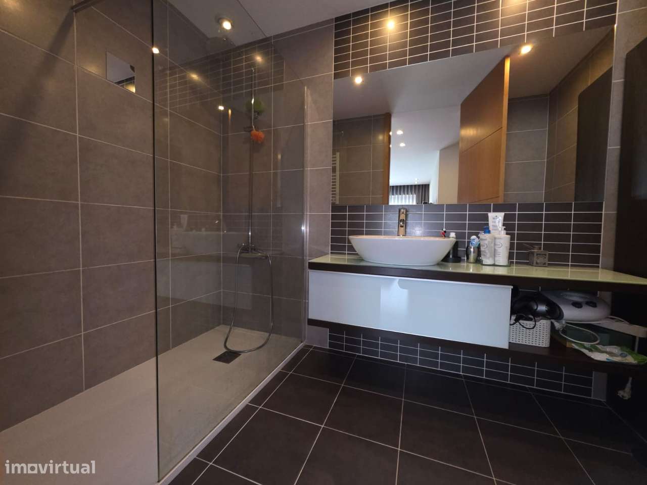 Excelente T2 com terraço nos Passionistas, Santa Maria da Feira-25