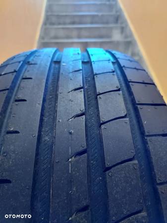 Goodyear Eagle F1 235/45 R20 SUV NOWE - 2