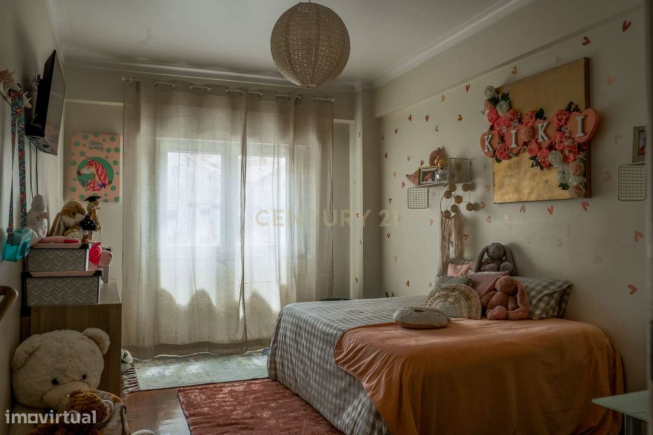 T2 Remodelado na Tapada das Mercês - Sintra-28