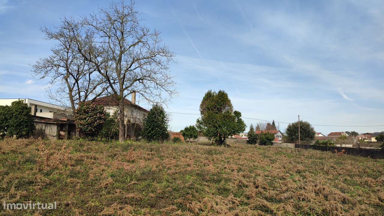 Moradia individual, com terreno, em Rendufe, Amares-49