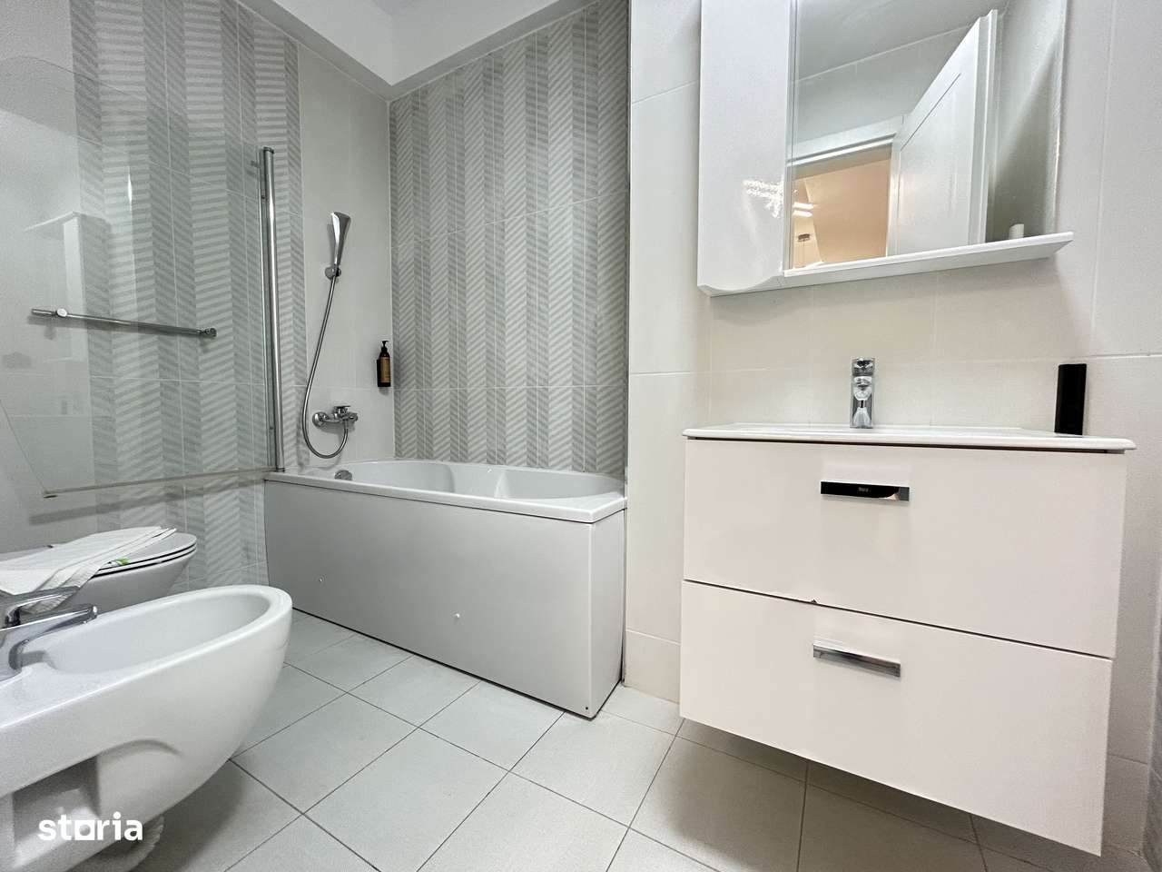 Apartament 3 camere loc parcare vedere la mare Sea ON Residence Mamaia-9