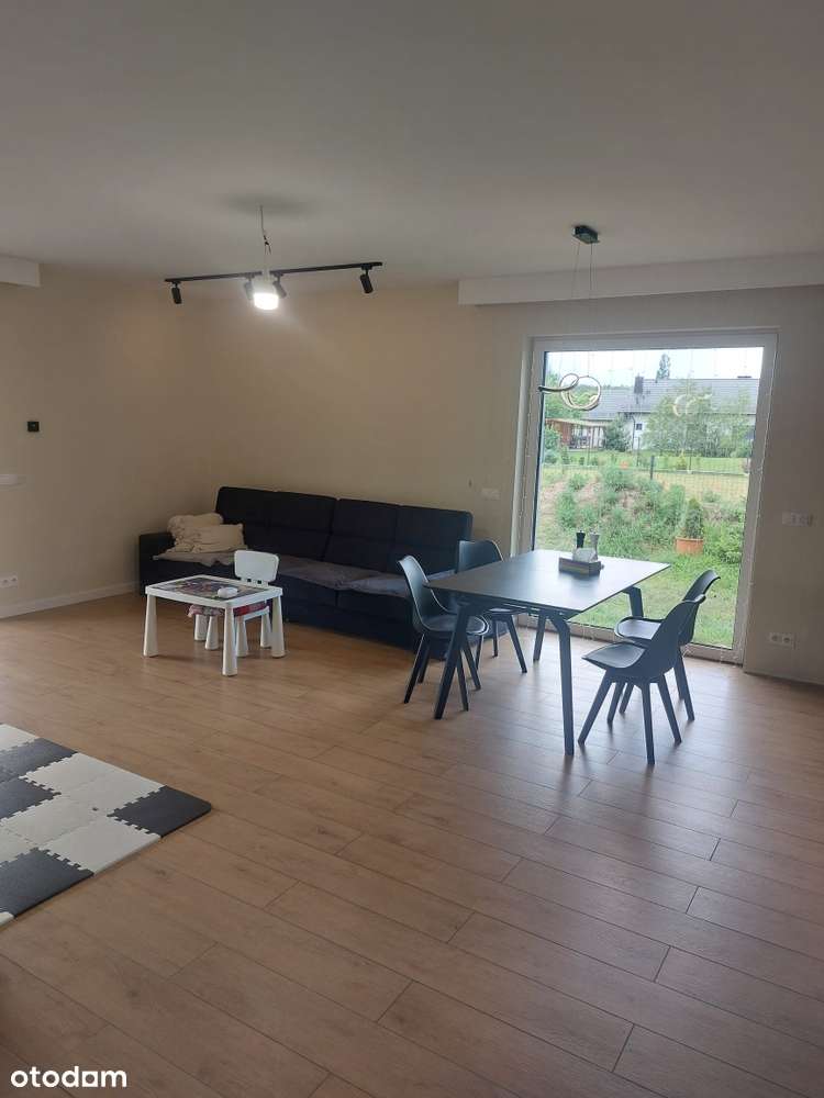 Atrakcyjny, nowy, wolnostojacy dom w Droszkowie-8