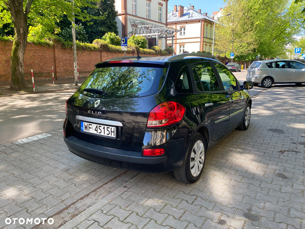 Renault Clio 1.5 dCi Authentique - 4