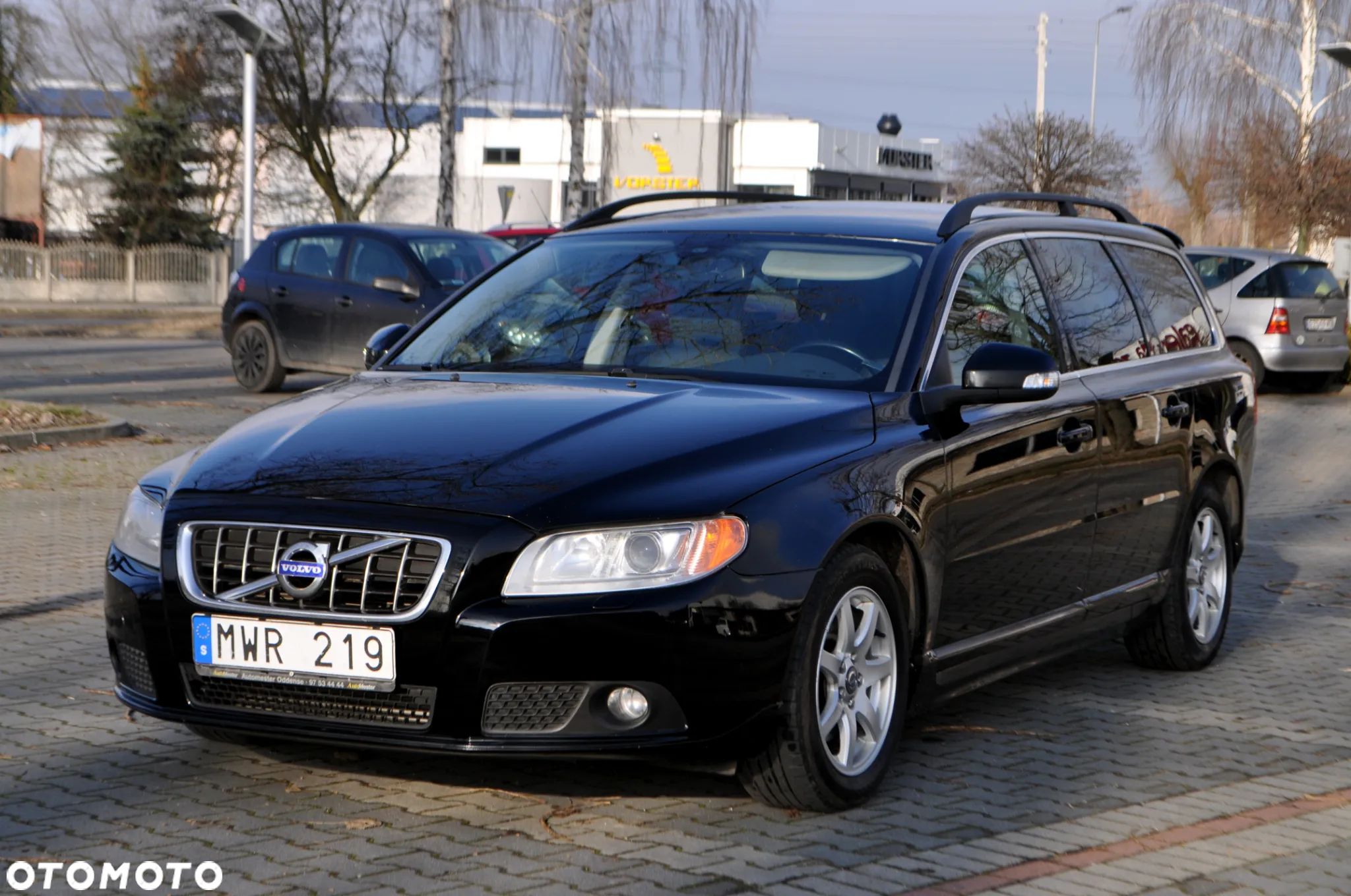 Volvo V70 1.6D DRIVe Momentum - 1