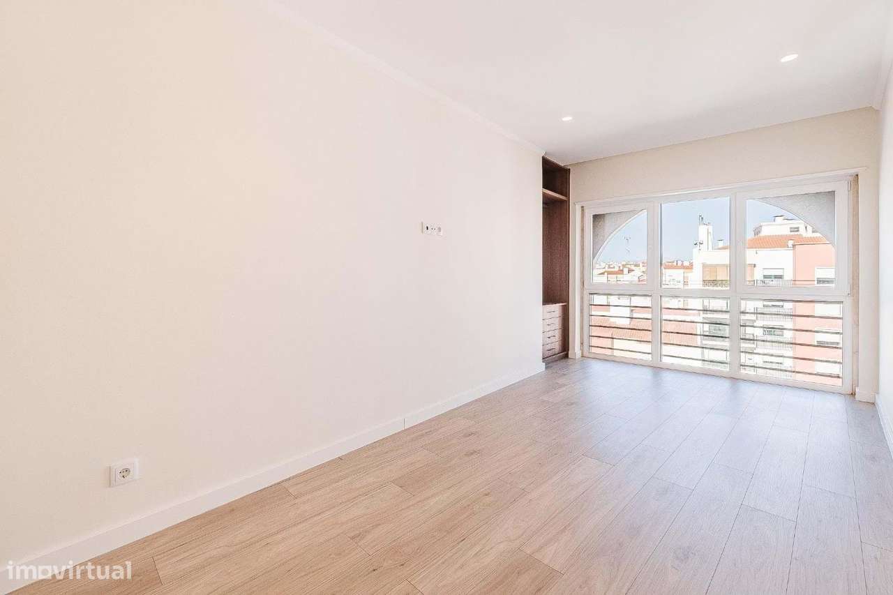 T4 Premium | 172 m² | Acabamentos de Luxo | 9.º Andar | Massamá – A Me-9