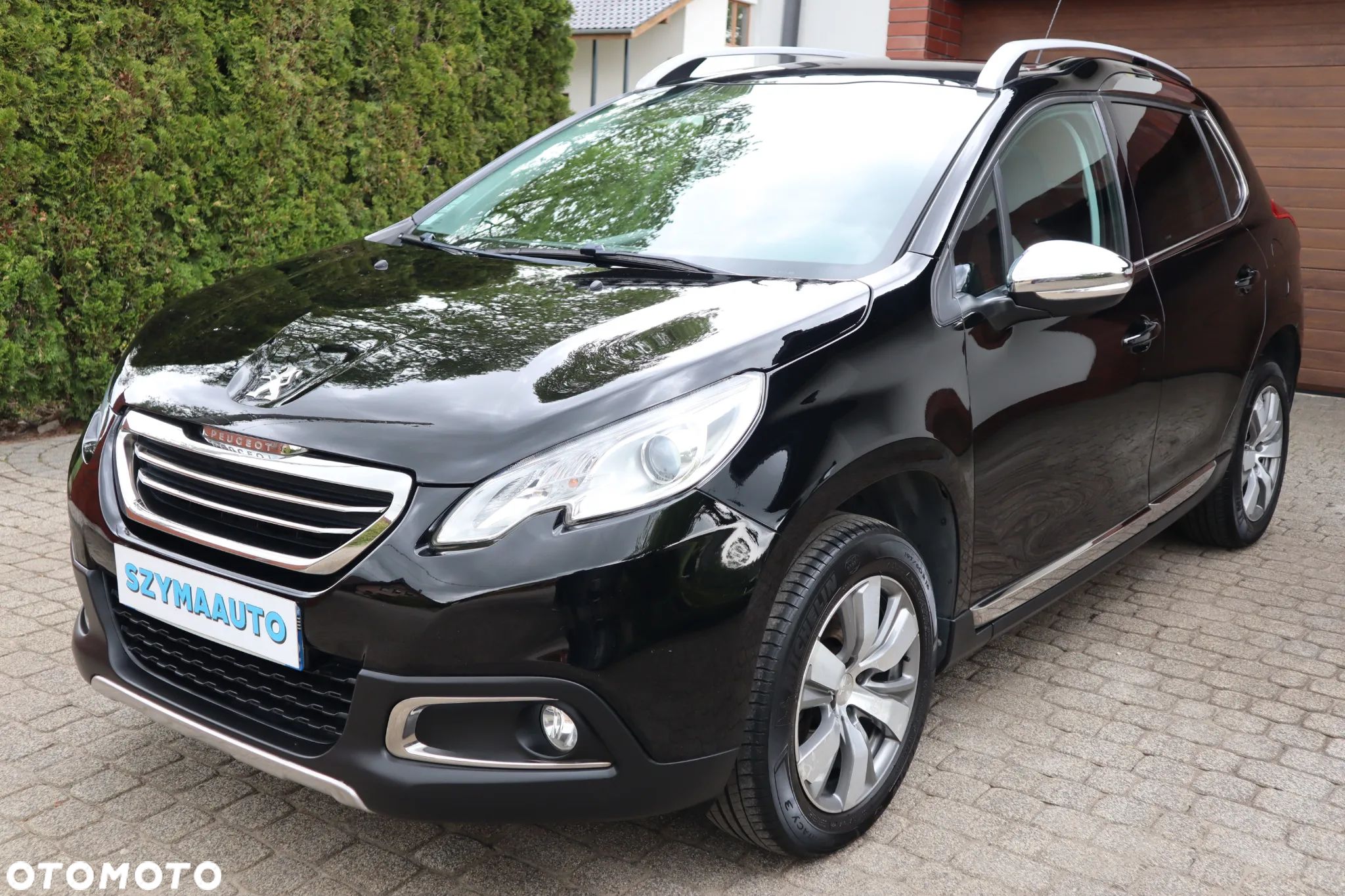 Peugeot 2008 1.2 Pure Tech Allure S&S - 1