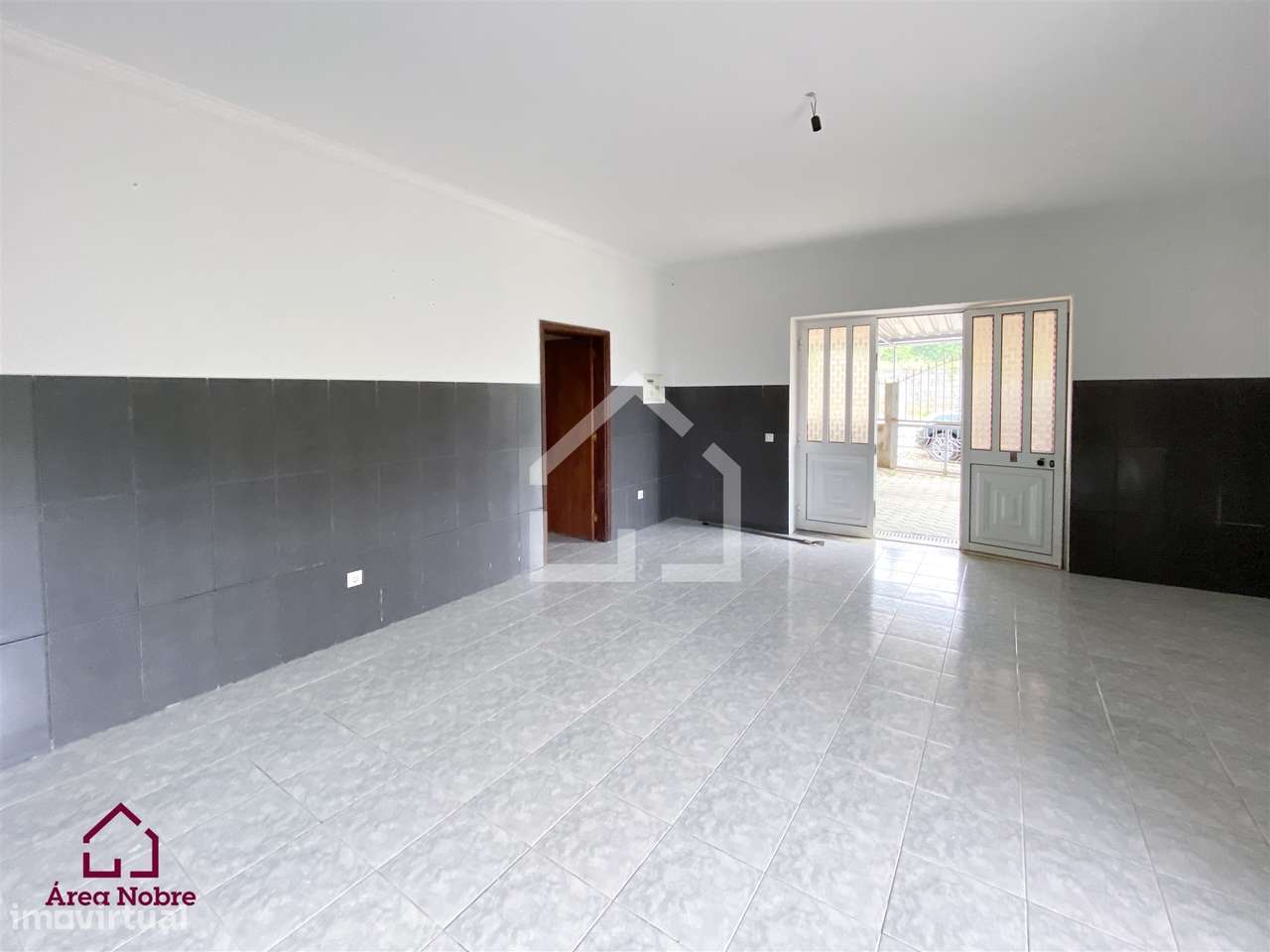 Moradia com 2 Habitações - Souto-34