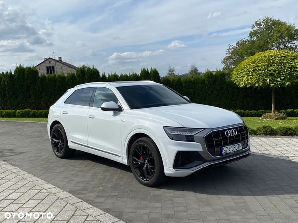 Audi Q8 55 TFSI mHEV Quattro Tiptronic - 1