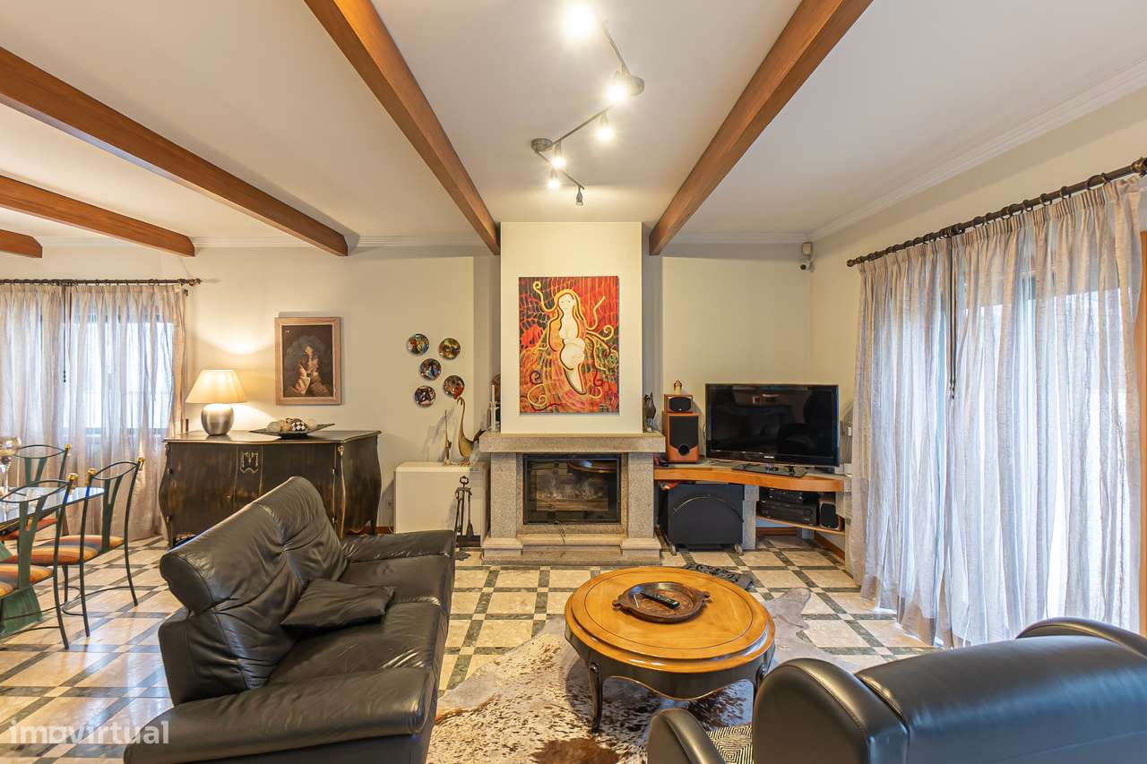 Moradia T3+1 Renovada com Vista Mar em Esmoriz - Grande imagem: 5/34