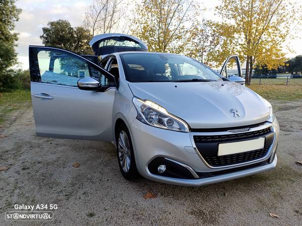 Peugeot 208 1.6 BlueHDi Allure - 10