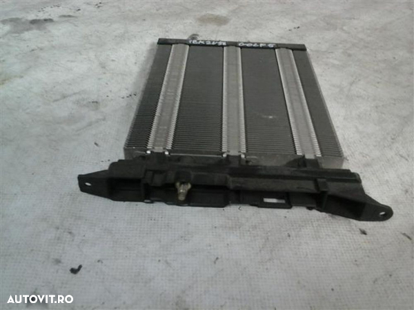 Radiator suplimentar incalzire habitaclu VW Golf 5 / Golf 6 / Skoda Octavia 2 / Passat B6 An 2004 20 - 4