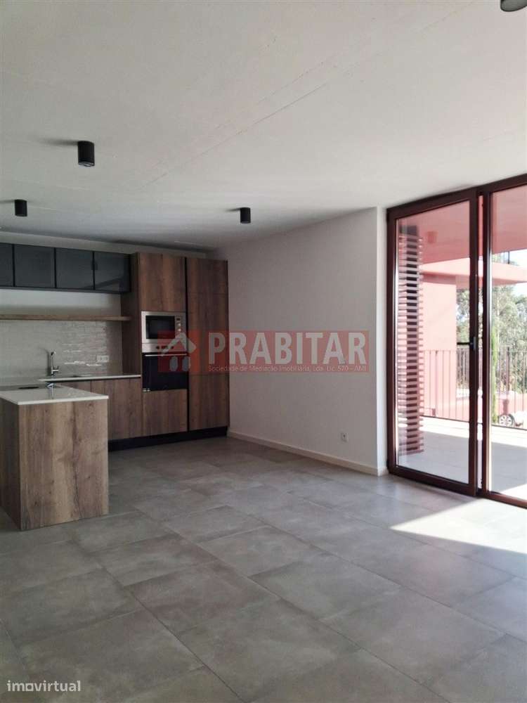 APARTAMENTO T2 . NOVO-7