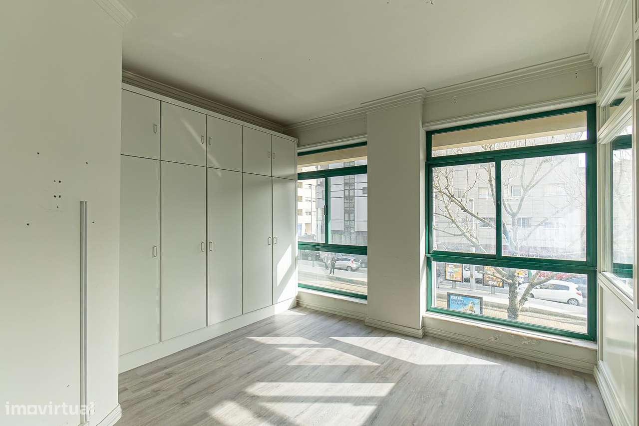 Escritório Arrendamento, 92 m² em Matosinhos Sul na Av. da República - Grande imagem: 5/22