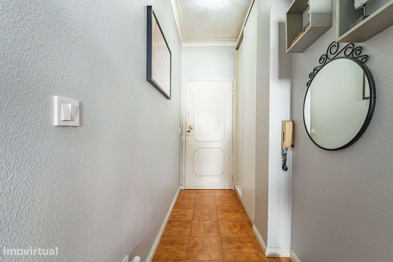 Apartamento T1  muito bem localizado a 10 minutos a pé da Estação de m - Grande imagem: 5/16