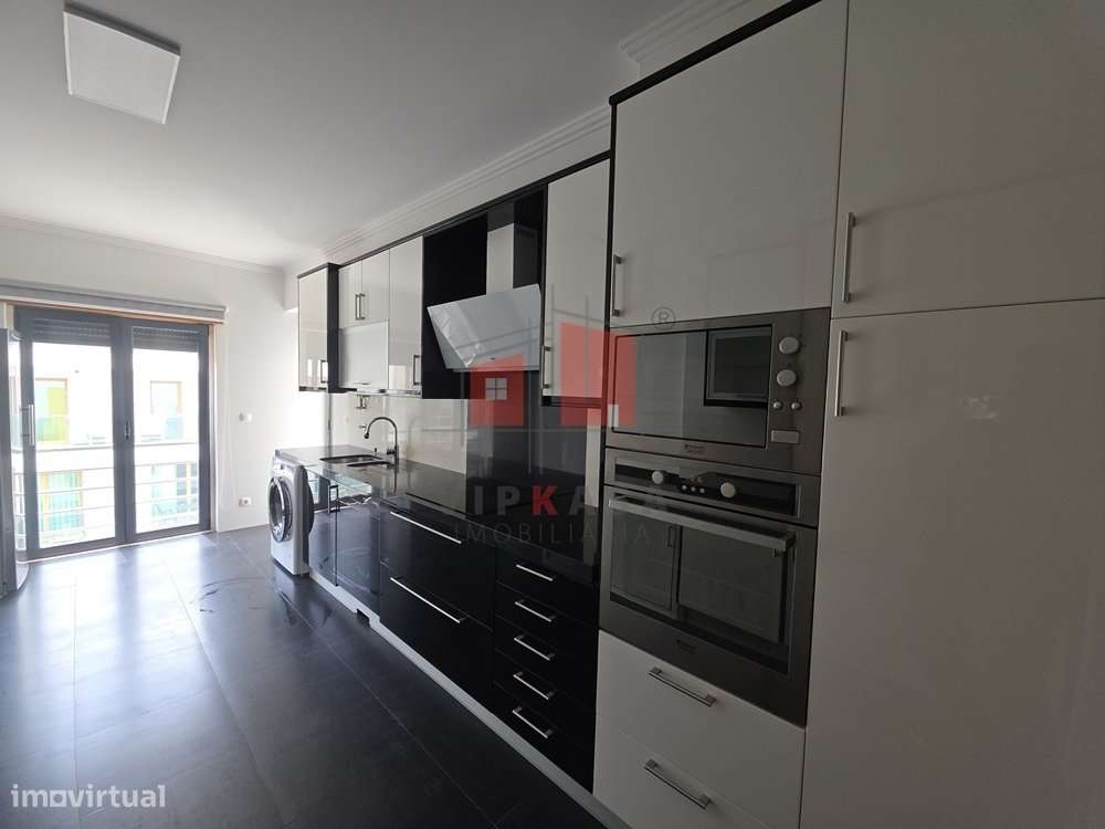 Apartamento T3+1 em Mafra-3