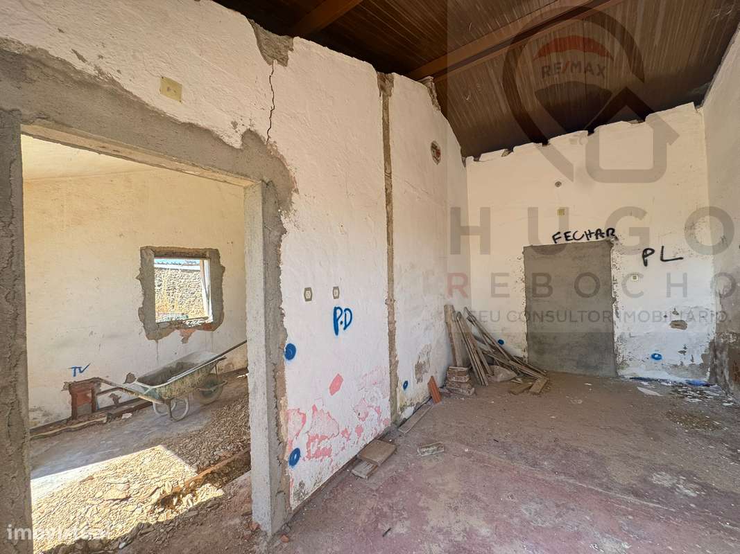 Quinta com 3000m² em Nossa Senhora de Machede-16