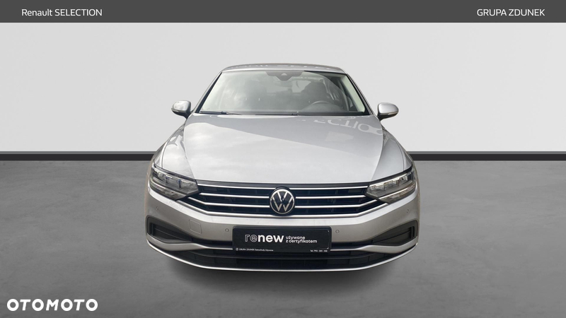 Volkswagen Passat 1.5 TSI EVO Business - 9