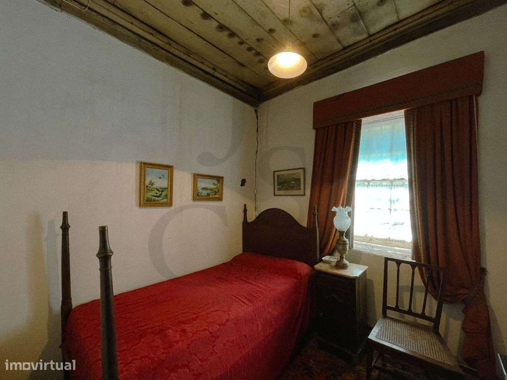 Casa Senhorial Brasonada do Século XVIII na Região do Douro-50