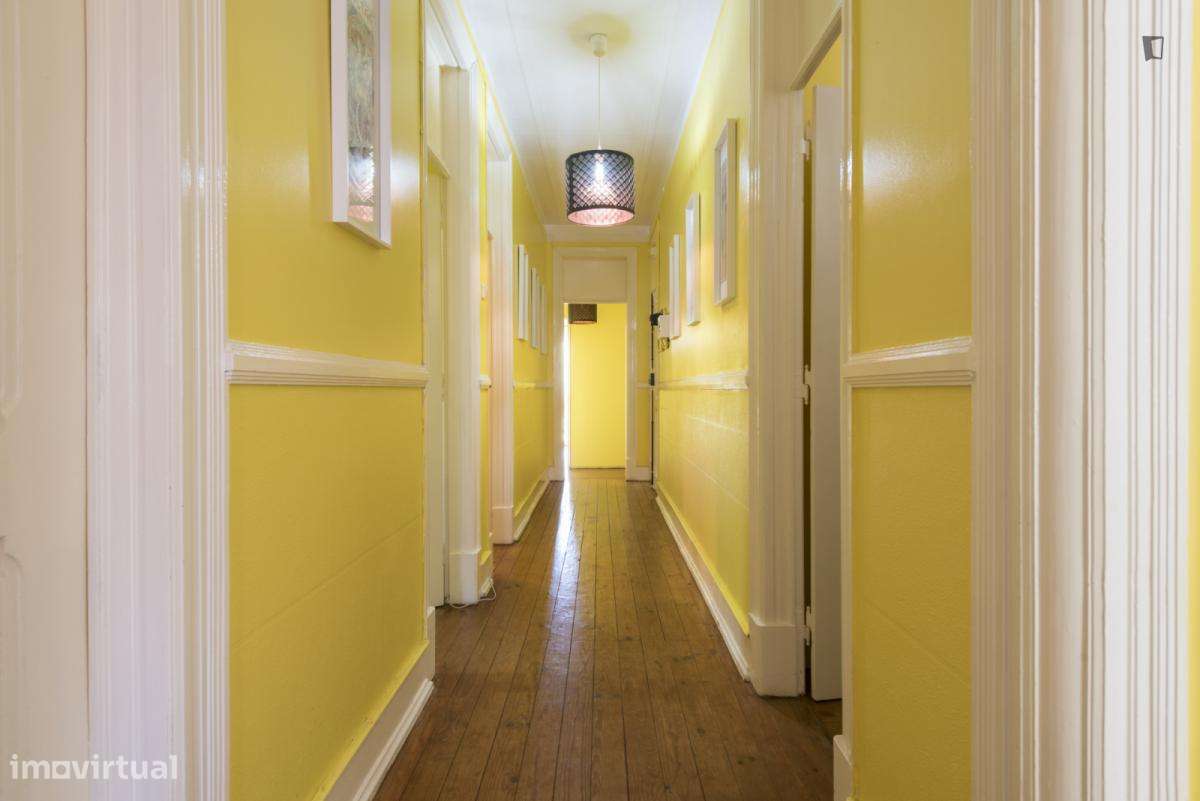 Quarto - localizado em Arroios Lisbon - Grande imagem: 2/6