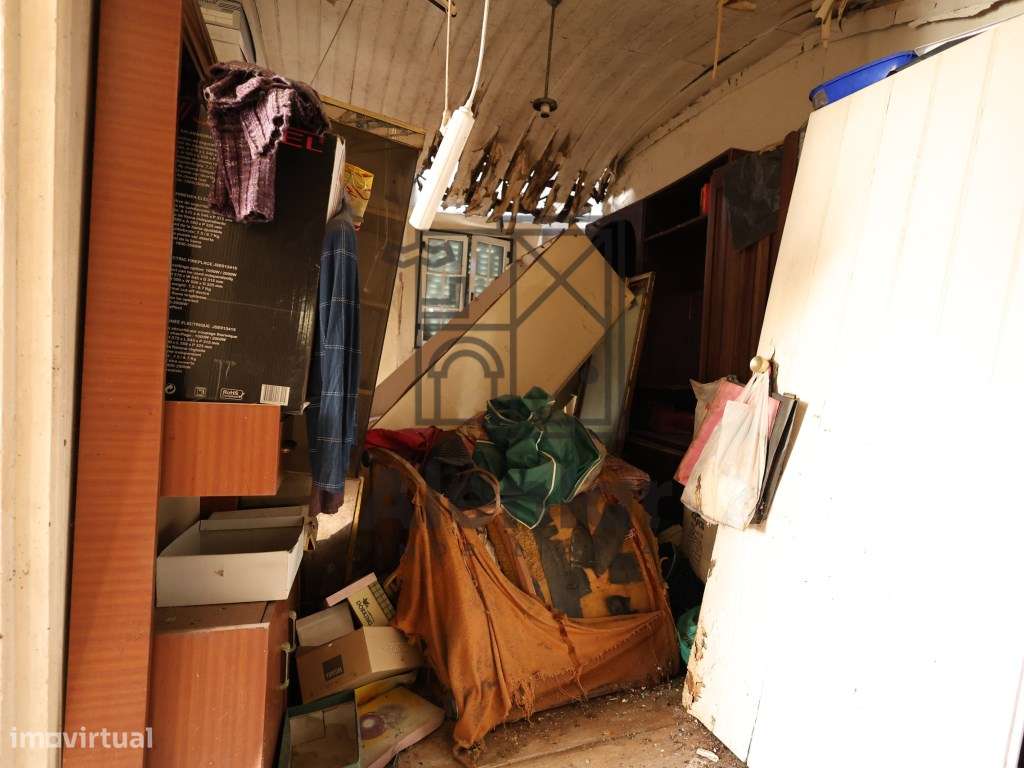 Prédio para remodelação - Alenquer-21
