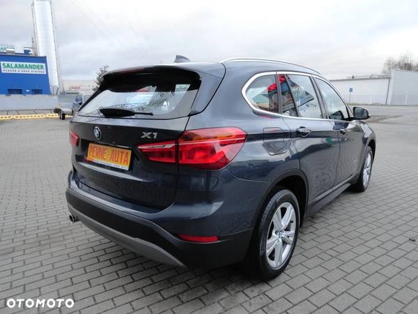 BMW X1 sDrive18d Business Edition - 7