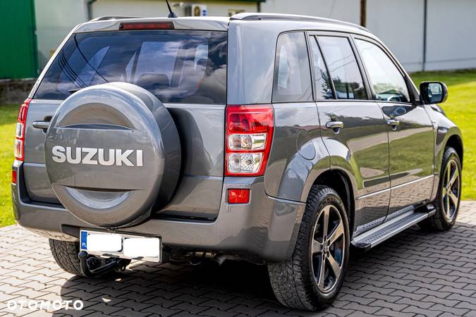 Suzuki Grand Vitara 1.9 DDiS Premium - 10